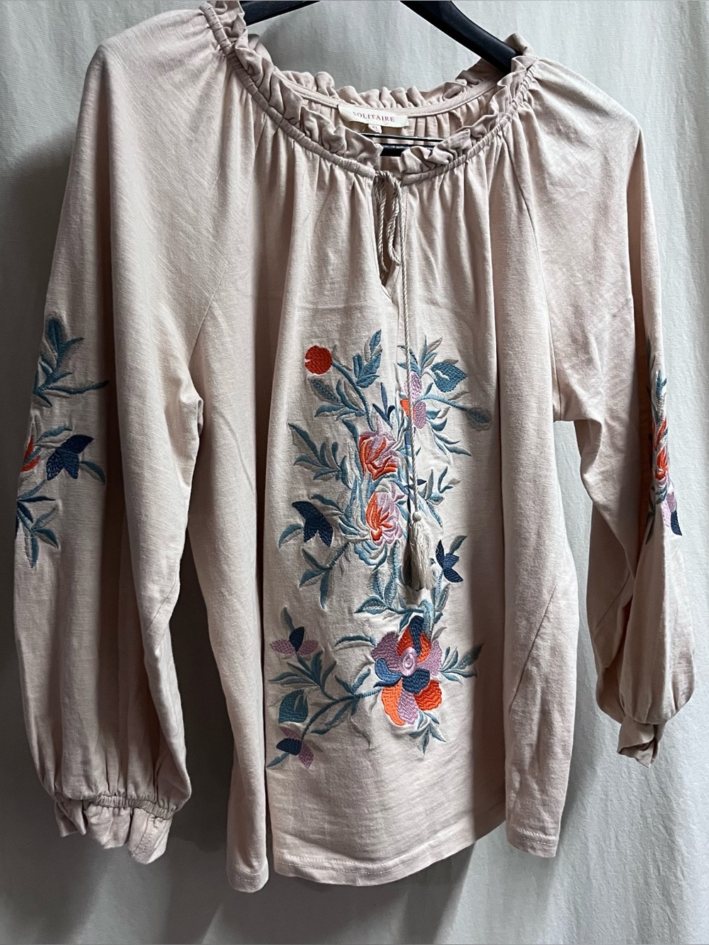 Women’s Solitaire Tan embroidered floral Peasant blouse Size XL Boho - Picture 2 of 10